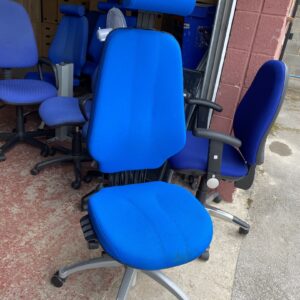 Used RH Logic High Back Operator Chair With Headrest